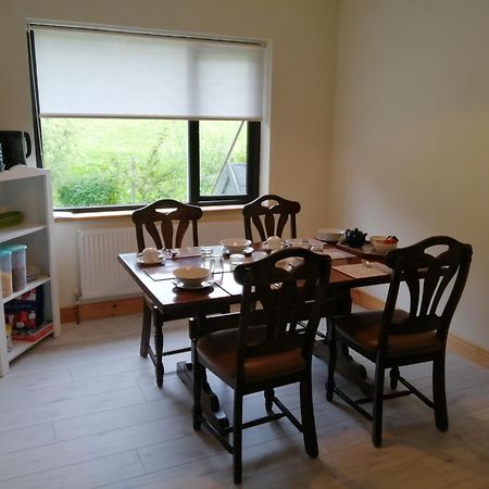 Bed and Breakfast Great Lawn Kinisi 16K From The Town Centre V93 Hv56 Laune Bridge Exteriér fotografie